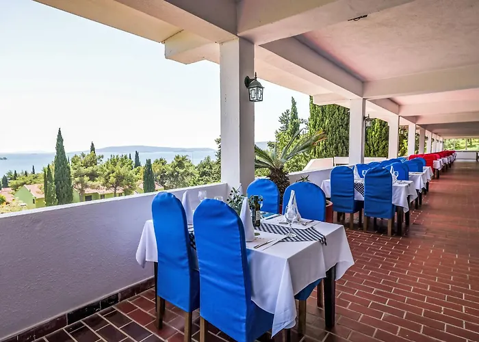 Medena-3 By Interhome 特罗吉尔